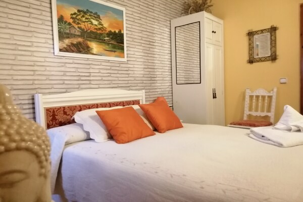 Foto van Landhuis in Salinillas met privézwembad - Vakantiehuis in Salinillas de Buradón - BedRoom