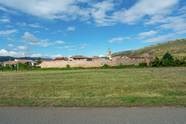 Foto van Landhuis in Salinillas met privézwembad - Vakantiehuis in Salinillas de Buradón - AreaSummer5KM