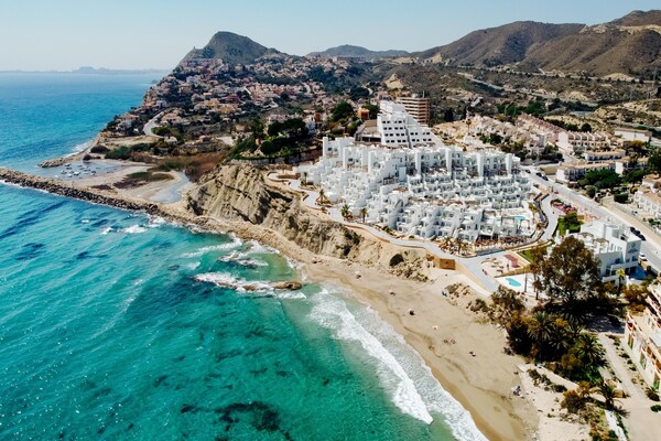 Foto van partment Near El Campello - Vakantiehuis in El Campello, Alicante - ExteriorSummer