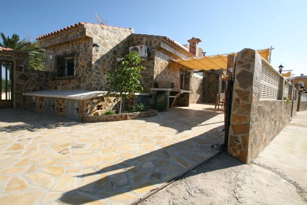 Foto van Casper, tweede huis Comfortabel vakantieverblijf - Vakantiehuis in Els Poblets \/ Alicante Spanien - Untagged