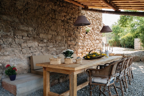 Foto van Landhuis bij Pedraforca Bergen - Vakantiehuis in Castellnou de Bages - GardenSummer