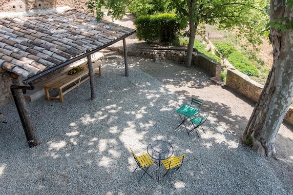 Foto van Landhuis bij Pedraforca Bergen - Vakantiehuis in Castellnou de Bages - GardenSummer