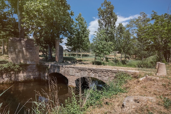 Foto van Landhuis bij Pedraforca Bergen - Vakantiehuis in Castellnou de Bages - AreaSummer1KM