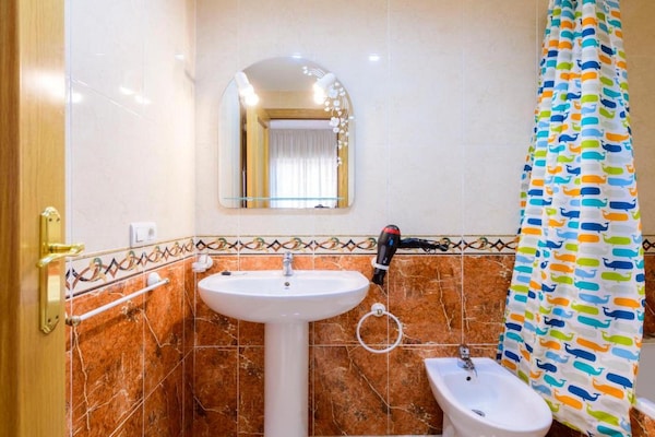 Foto van Appartement Oropesa met terras - Vakantiehuis in Orpesa - BathRoom