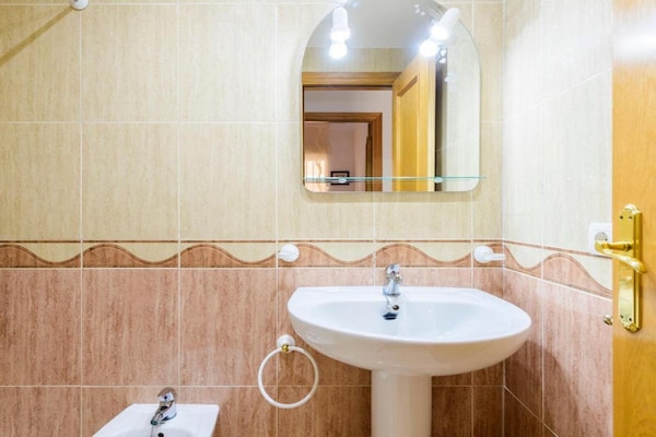 Foto van Appartement Oropesa met terras - Vakantiehuis in Orpesa - BathRoom