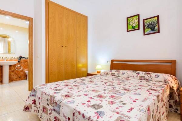 Foto van Appartement Oropesa met terras - Vakantiehuis in Orpesa - BedRoom
