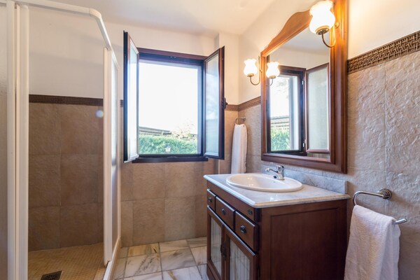 Foto van Wandelparadijs Ibipozo in Sierra de Cazorla - Vakantiehuis in Pozo Alcón - BathRoom