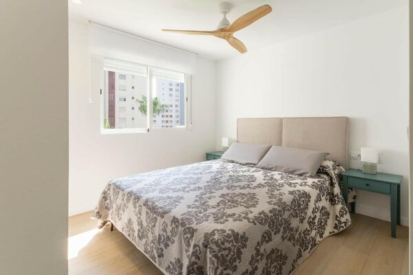 Foto van 59. AG OLYMPIA Y ZEUS - Vakantiehuis in Playa de Gandía - BedRoom