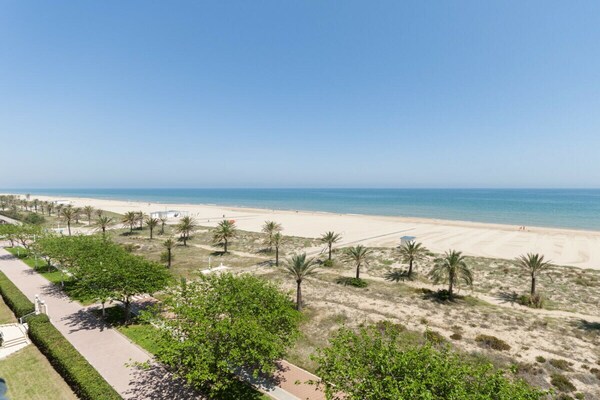 Foto van 10. AG BERMUDAS 6A PREMIUM - Vakantiehuis in Playa de Gandía - Untagged
