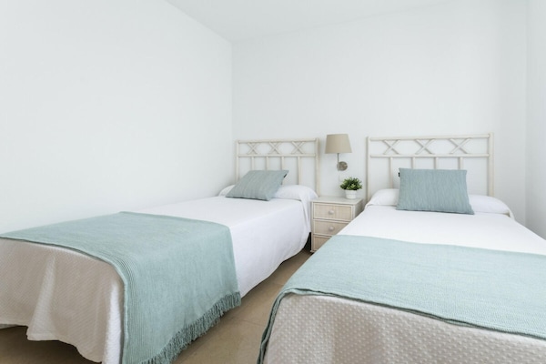 Foto van 59. AG TERRANOVA 12 - Vakantiehuis in Playa de Gandía - BedRoom