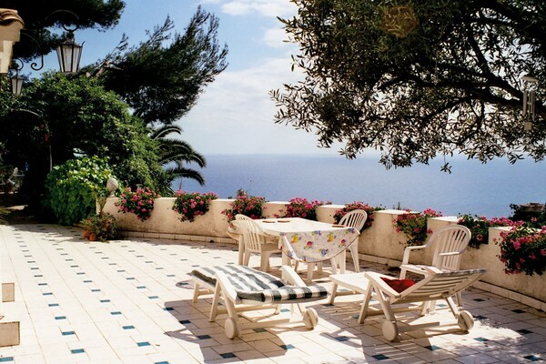 Foto van Brugappartement - Castel d´Incze - Vakantiehuis in Roquebrune-Cap Martin - Untagged