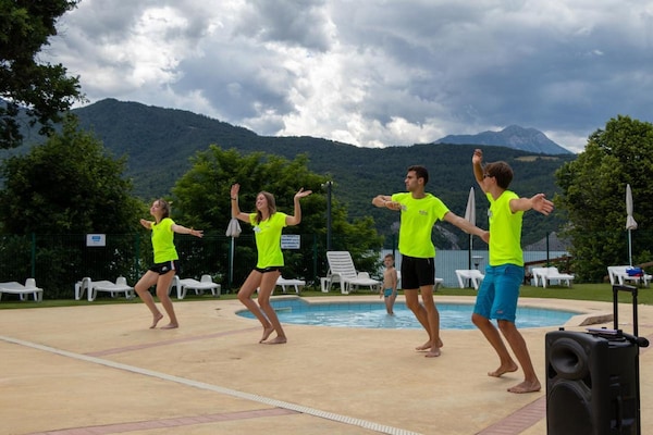 Foto van Gezellig groepsverblijf met open haard - Vakantiehuis in Chorges - Facilities