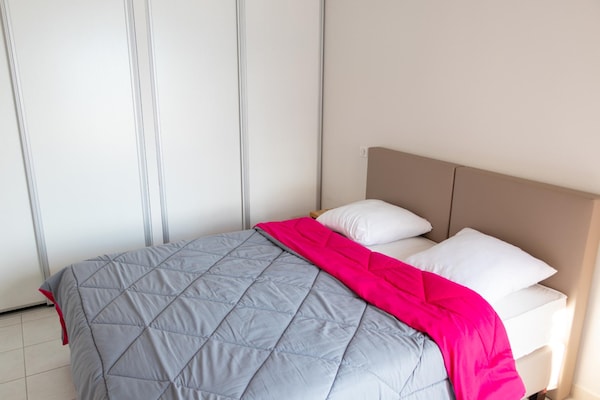 Foto van Gezellig groepsverblijf met open haard - Vakantiehuis in Chorges - BedRoom