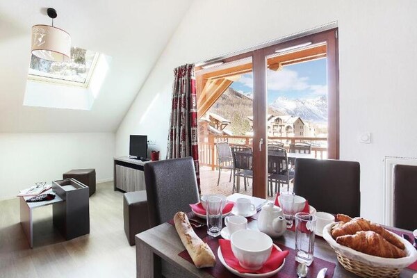 Foto van Cabine met 2 kamers 6 personen - Vakantiehuis in LA SALLE DES ALPES - 