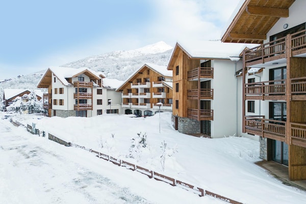 Foto van Chalet in Serre Chevalier voor gezinnen - Vakantiehuis in Saint Chaffrey - ExteriorWinter