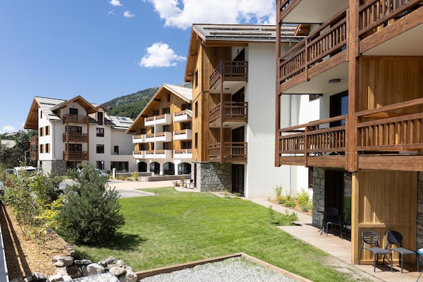 Foto van Chalet in Serre Chevalier voor gezinnen - Vakantiehuis in Saint Chaffrey - ExteriorSummer