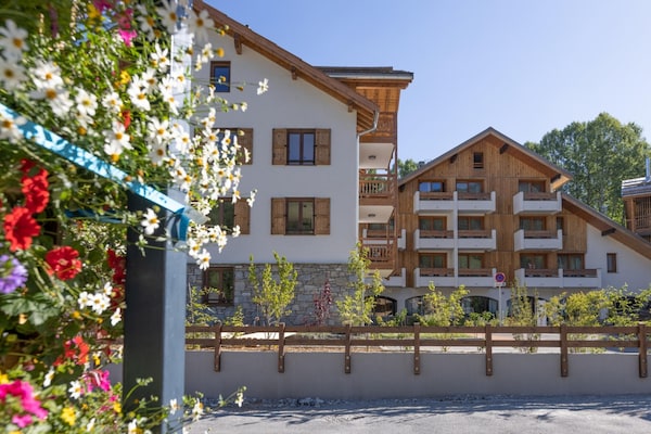 Foto van Chalet in Serre Chevalier voor gezinnen - Vakantiehuis in Saint Chaffrey - ExteriorSummer