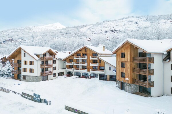 Foto van Appartement in Chantemerle bij Serre Chevalier - Vakantiehuis in SAINT CHAFFREY - ExteriorWinter