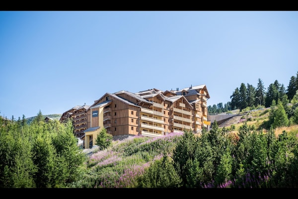 Foto van Appartement in Risoul met Ski-In/Ski-Out - Vakantiehuis in RISOUL - ExteriorSummer