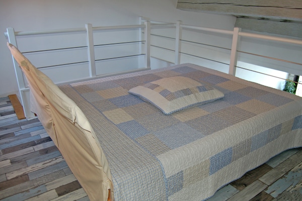 Foto van La Turbie Appartement, La Turbie - Vakantiehuis in La Turbie - BedRoom