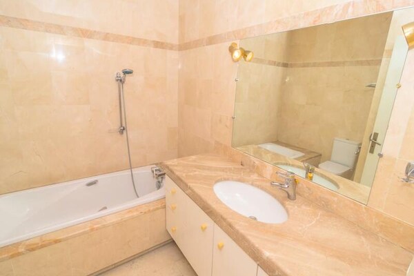 Foto van Terras Panoramisch Zeezicht Cannes - Vakantiehuis in CANNES - 