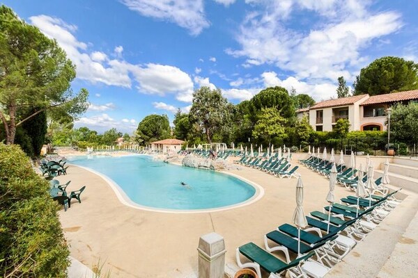 Foto van Huis in Ardèche met Waterpret - Vakantiehuis in GROSPIERRES - 