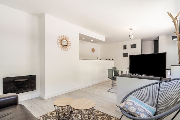 Foto van Elegante villa met privézwembad - Vakantiehuis in Les Vans - LivingRoom