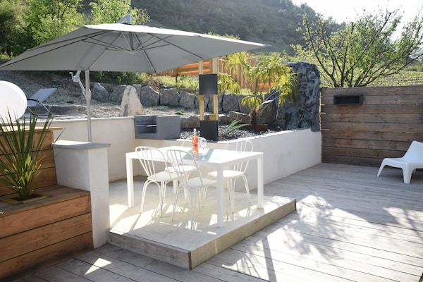 Foto van Elegante villa met privézwembad - Vakantiehuis in Les Vans - TerraceBalcony