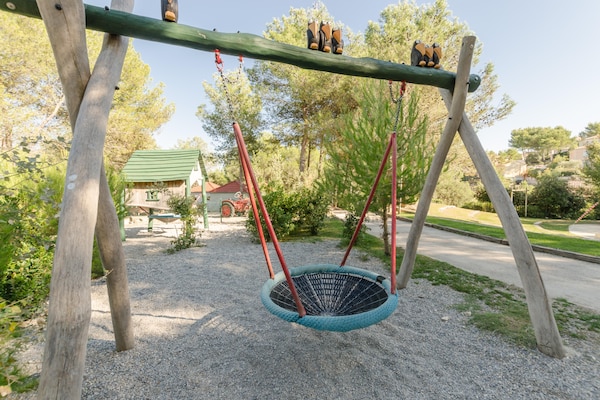 Foto van Rivieruitje voor 4 personen - Vakantiehuis in Mallemort - ParkFacilities
