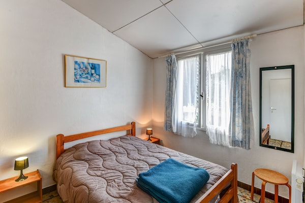 Foto van Gîte in een vakantiepark met zwembad - Vakantiehuis in Saint-Savinien - BedRoom