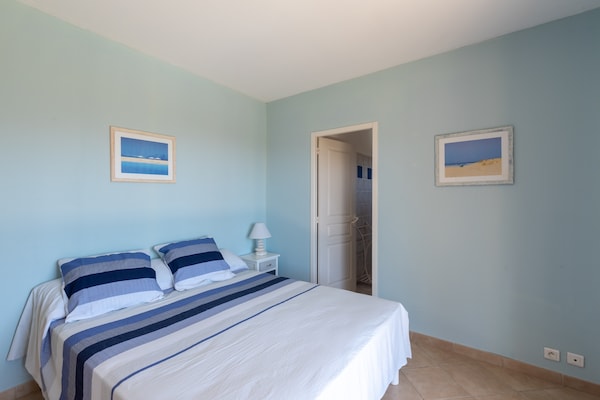 Foto van Ruime villa met zwembad - Vakantiehuis in St Andrea D'orcino - BedRoom