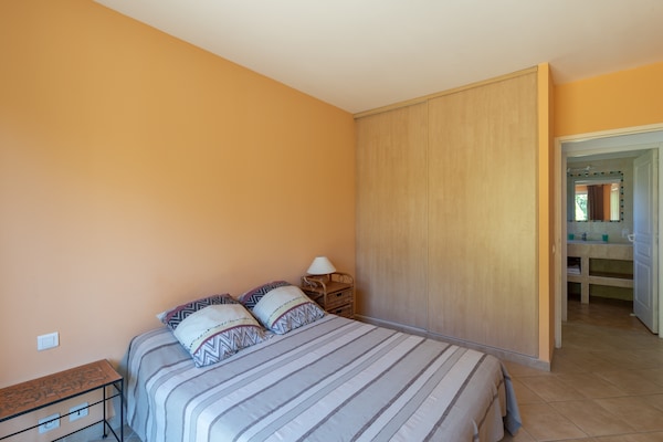 Foto van Ruime villa met zwembad - Vakantiehuis in St Andrea D'orcino - BedRoom