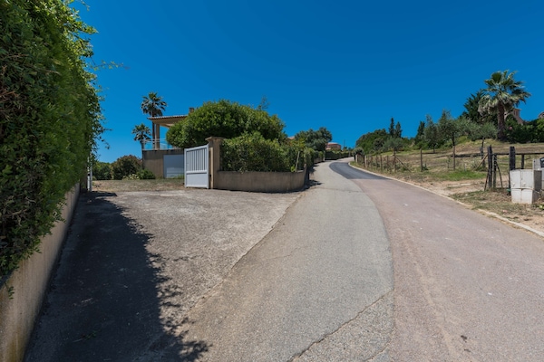 Foto van Ruime villa met zwembad - Vakantiehuis in St Andrea D'orcino - AreaSummer1KM
