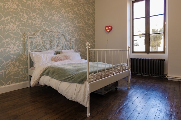Foto van Stijlvol herenhuis in Savignac - Vakantiehuis in Savignac-Ledrier - BedRoom