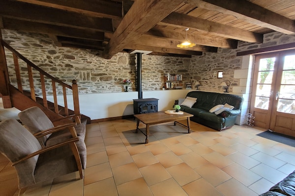 Foto van Authentieke, ruime gîte voor 10 personen - Vakantiehuis in Saint-Saud-Lacoussière - LivingRoom
