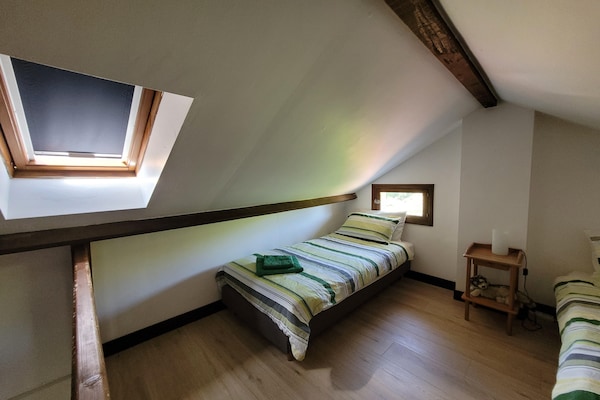 Foto van Authentieke, ruime gîte voor 10 personen - Vakantiehuis in Saint-Saud-Lacoussière - BedRoom