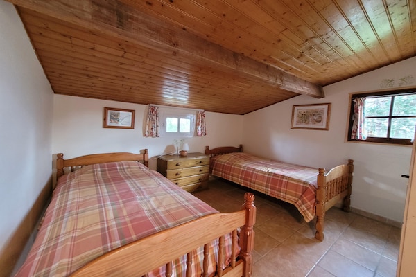 Foto van Authentiek landgoed in de Dordogne met zwembad. - Vakantiehuis in Saint-Saud-Lacoussière - BedRoom