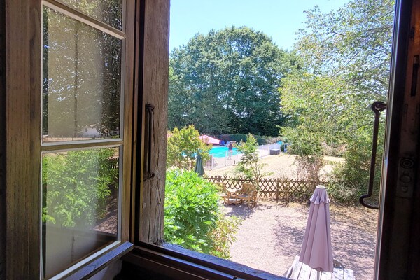 Foto van Authentiek landgoed in de Dordogne met zwembad. - Vakantiehuis in Saint-Saud-Lacoussière - ViewSummer