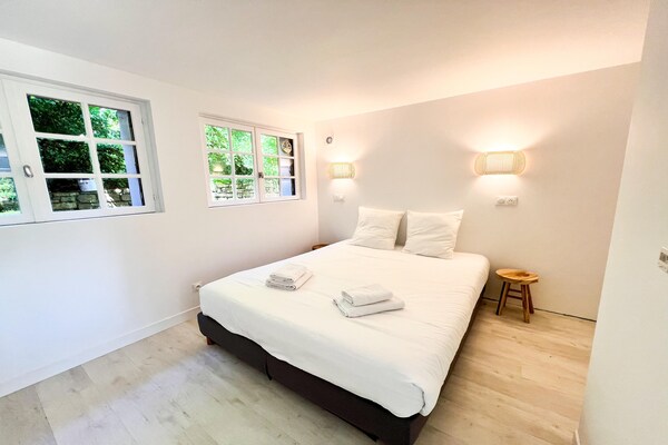 Foto van Dromerig vakantiehuis met tuin - Vakantiehuis in Milizac - Guipronvel - BedRoom