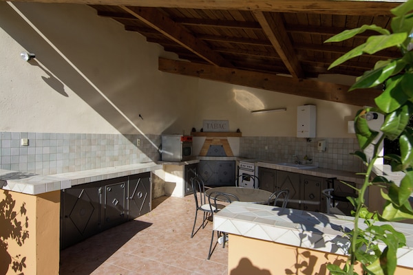 Foto van Villa in Lédenon met privézwembad - Vakantiehuis in Lédenon - TerraceBalcony