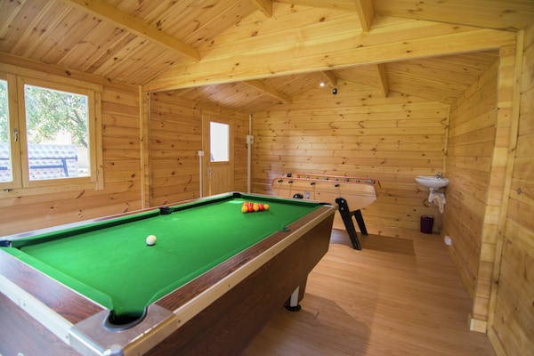 Foto van Villa in Lédenon met privézwembad - Vakantiehuis in Lédenon - RecreationRoom