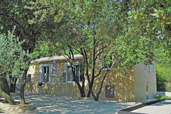 Foto van Villa in Lédenon met privézwembad - Vakantiehuis in Lédenon - ExteriorSummer