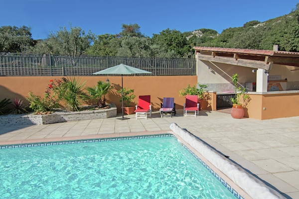 Foto van Villa in Lédenon met privézwembad - Vakantiehuis in Lédenon - PoolOfHouse