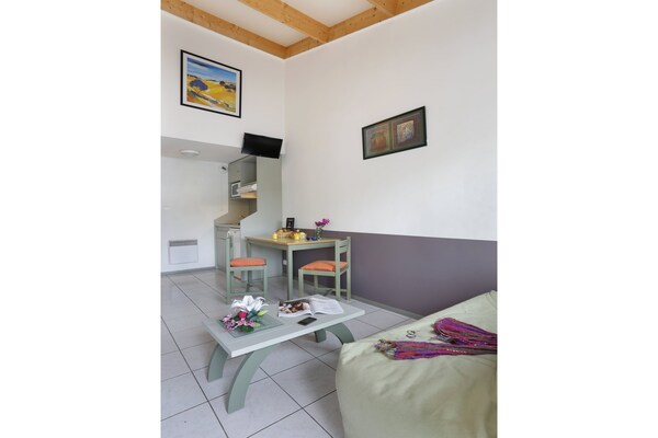 Foto van Comfortabel verblijf in de buurt van Toulouse voor 2 personen - LivingRoom