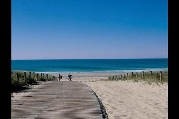Foto van Stijlvolle kustontsnapping - Vakantiehuis in Le Teich - AreaSummer20KM