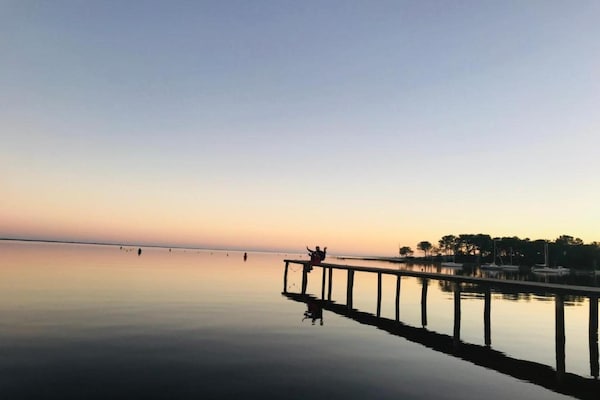 Foto van Verblijf aan het meer met terras - Vakantiehuis in Hourtin - AreaSummer1KM