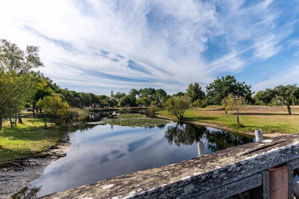 Foto van Verblijf aan het meer met terras - Vakantiehuis in Hourtin - AreaSummer1KM