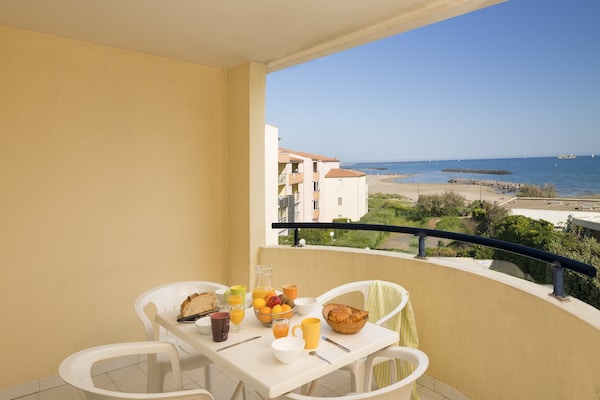Foto van Cap d'Agde Groot strandverblijf voor acht personen - TerraceBalcony
