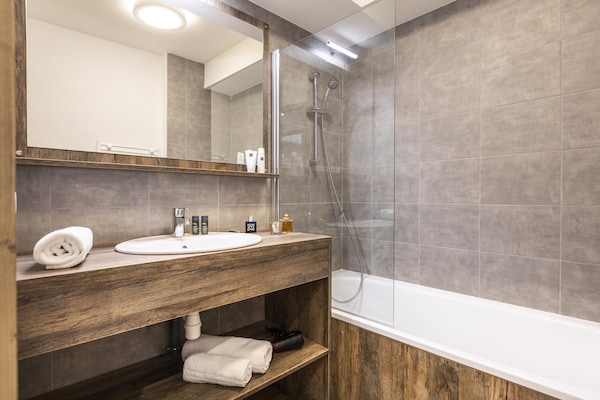 Foto van Appartement in Les Deux Alpes met Alpenzicht - Vakantiehuis in Les 2 Alpes - BathRoom