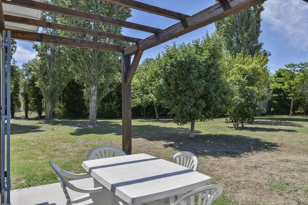 Foto van Provence-huis in de buurt van Avignon voor 4 personen - TerraceBalcony